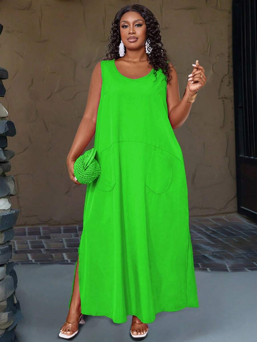 فستان ماكسي كاجوال بدون أكمام سادة للنساء بمقاسات كبيرة من shein