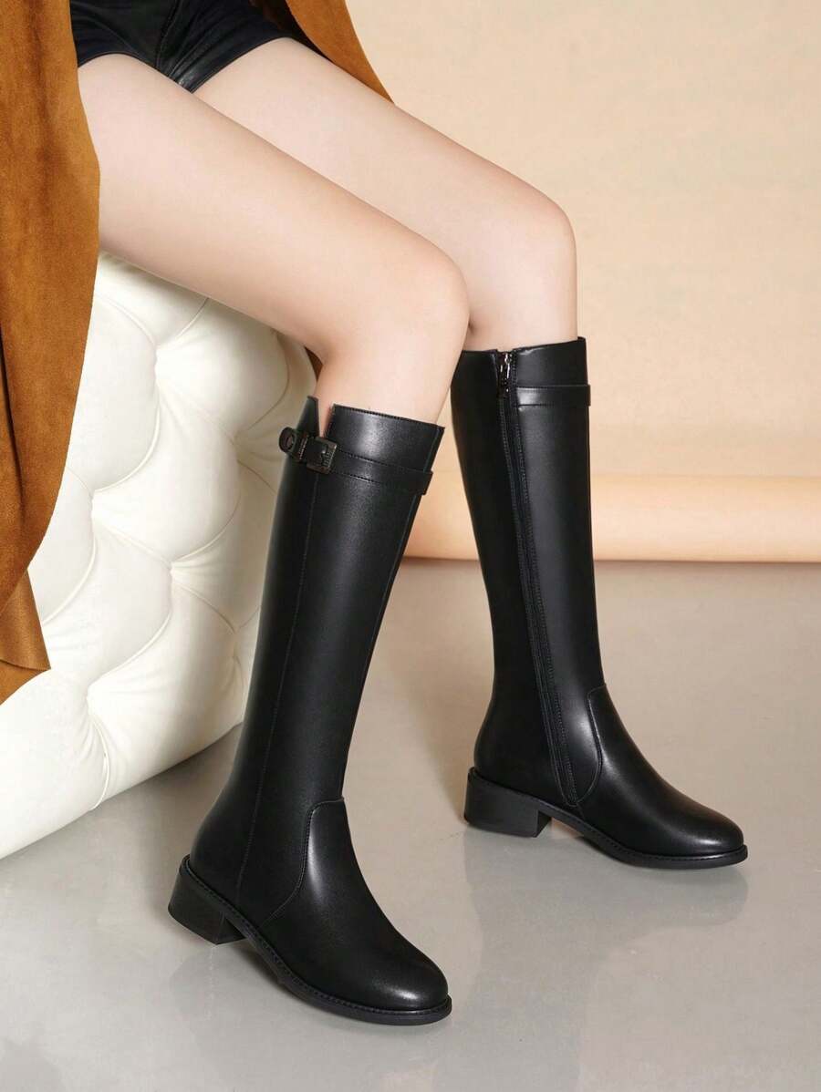 حذاء نسائي شتوي جديد من الجلد يصل إلى منتصف الساق، بسحاب جانبي،