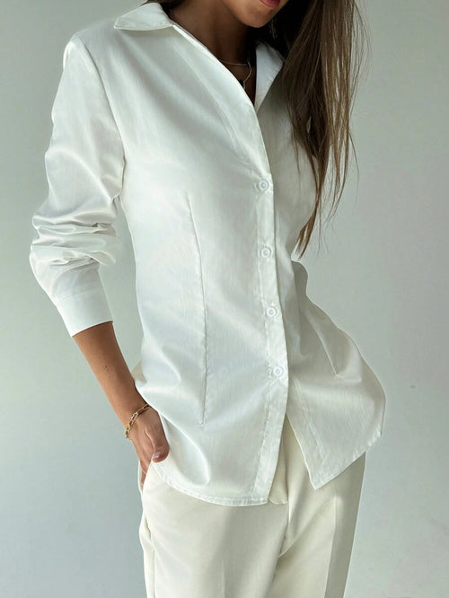 قميص كاجوال بأكمام طويلة وأزرار أمامية بتصميم جديد من Aloruh باللون الأبيض البسيط