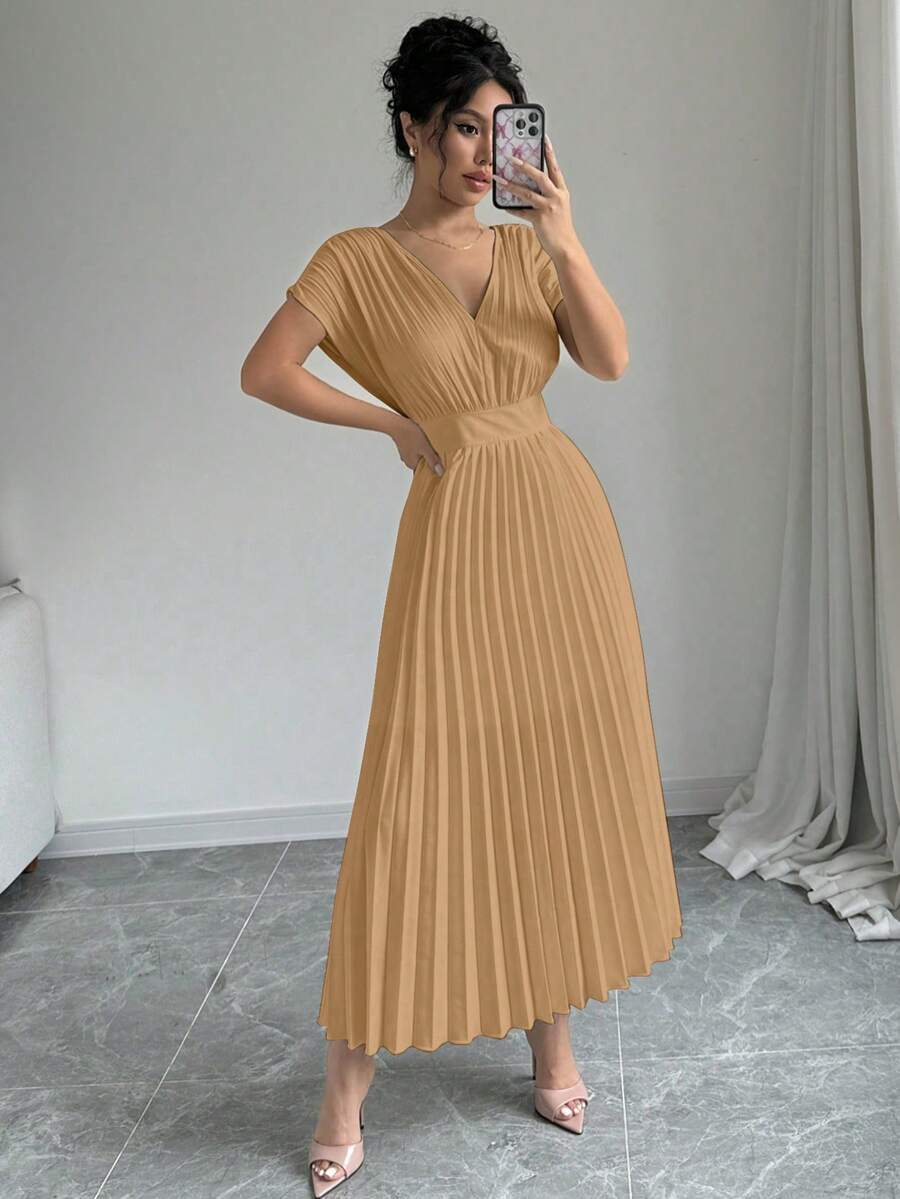 فستان إلينزجا النسائي الأنيق ذو اللون الموحد بدون أكمام وفتحة رقبة على شكل حرف V وخصر مشدود ومطويShein