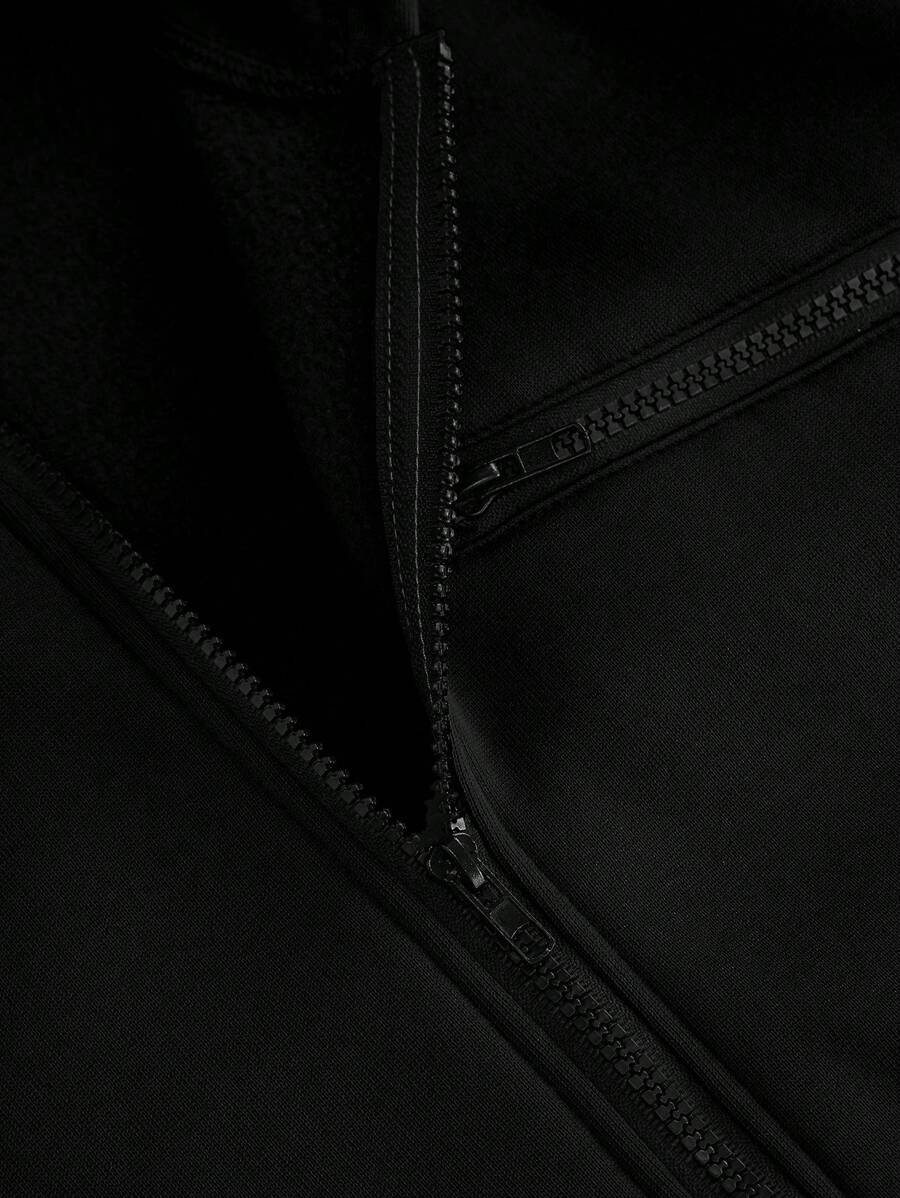 هودي رجالي كاجوال بأكمام طويلة وسحاب أمامي بلون سادة من Manfinity Homme، مناسب للخريف