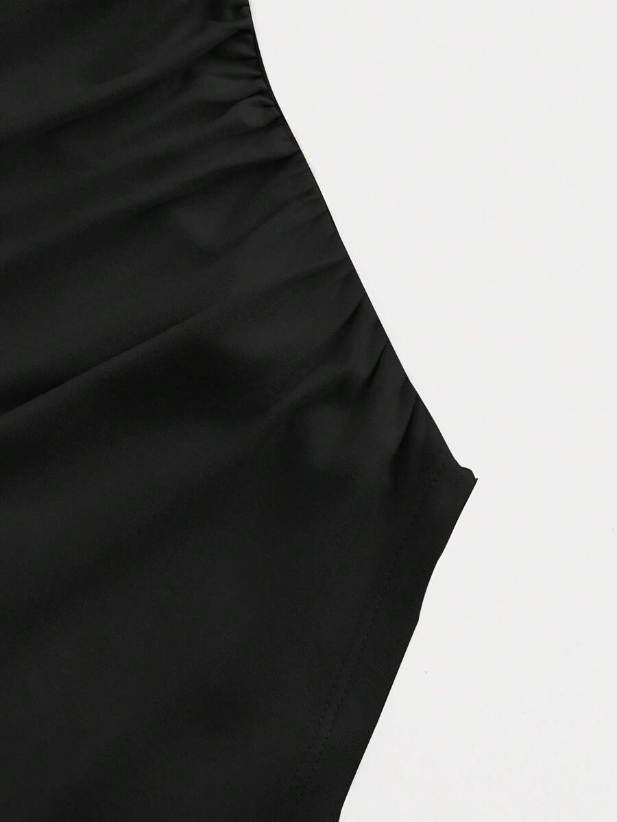 توب نسائي من SHEIN MOD برقبة قارب وأكمام واسعة مع خصر مجمّد