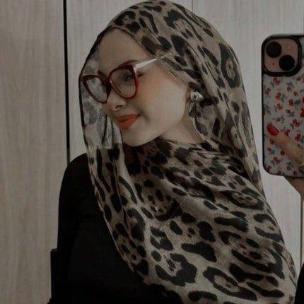 قطعة واحدة من الأوشحة النسائية بنقشة جلد الفهد البوهيمي