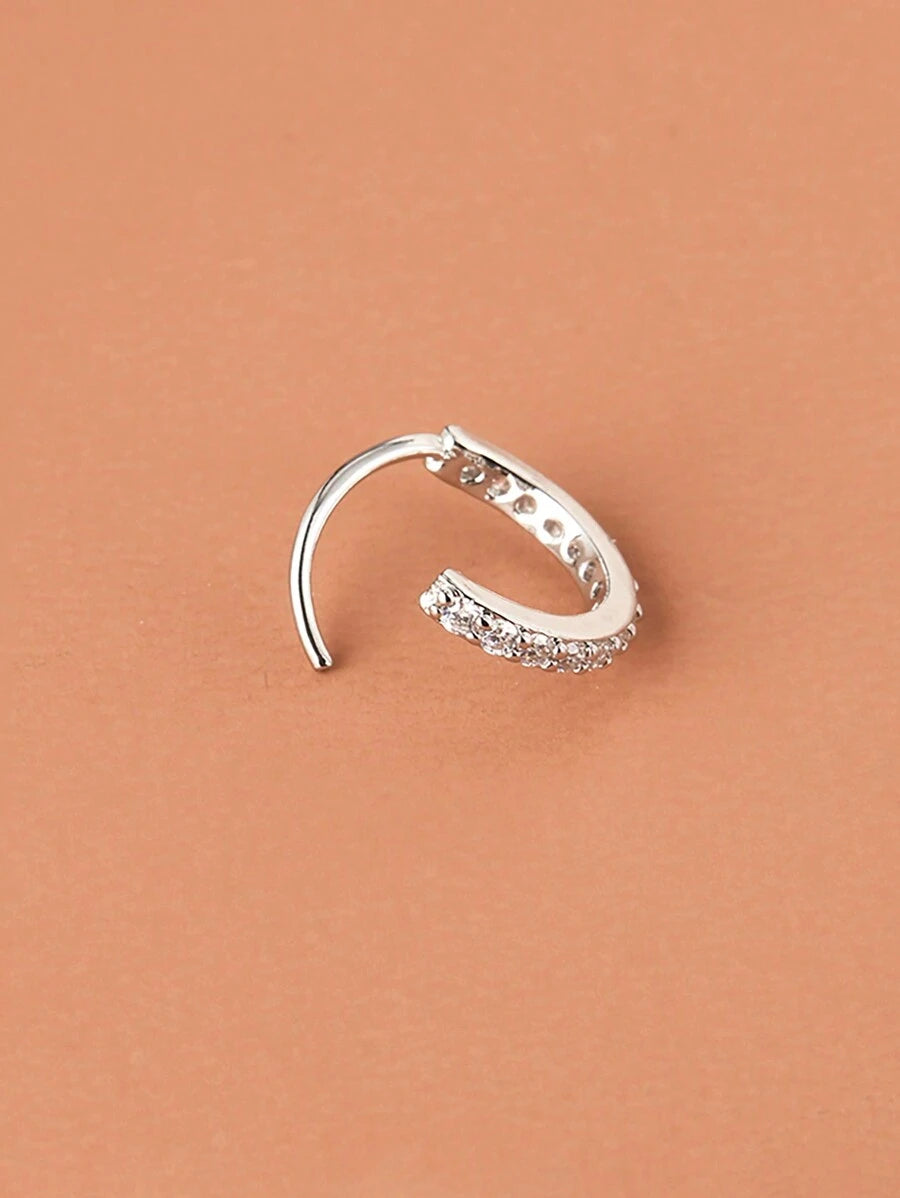 خاتم أنف صغير مرصّع زركون براقة (Micro‑Inlaid) للنساء