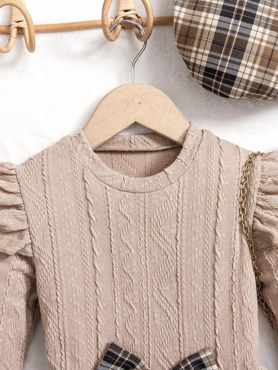 فستان كارو للبنات بدون قبعة – إطلالة بريطانية أنيقة لفصل الخريف والشتاء