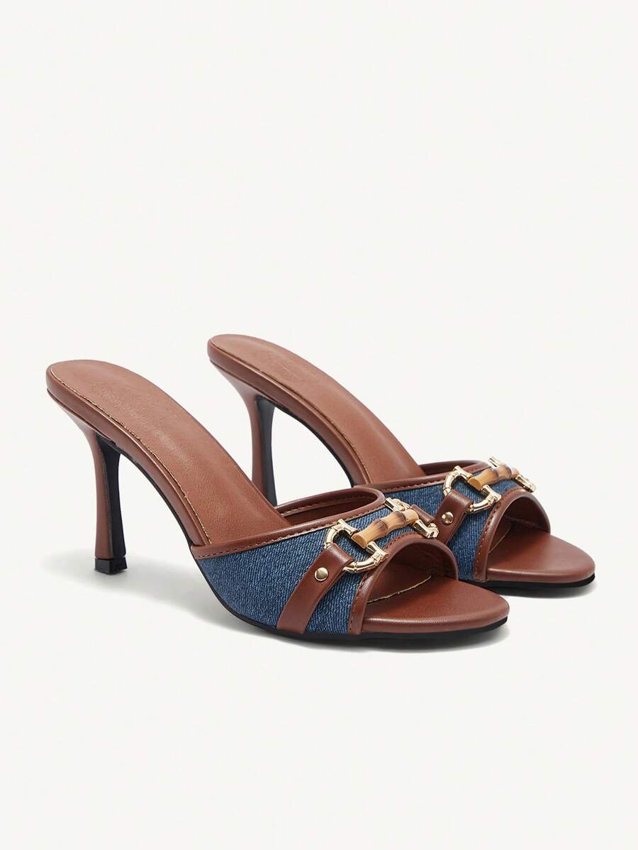 صندل نسائي بكعب عالٍ بسيط غير رسمي من CUCCOO BIZCHIC بلون سادة وديكور معدني