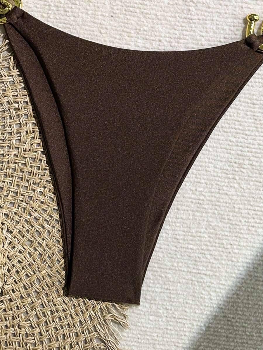 طقم بيكيني نسائي صيفي – لون سادة وأسلوب عصري وجذاب