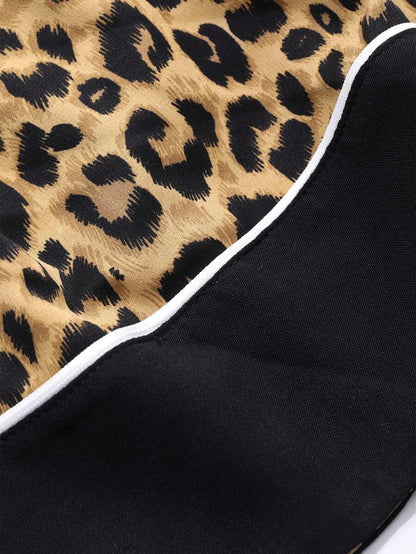 بيجامة نسائي فضفاضة بنقشة جلد الفهد وياقة متباينة من ديزي