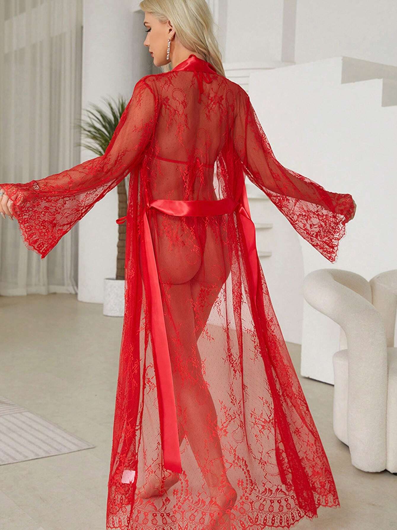 روب نسائي دانتيل شفاف مع حزام – لانجري مثير شفّاف لإطلالة جذابة، مثالي لكل يوم ولعيد الحب