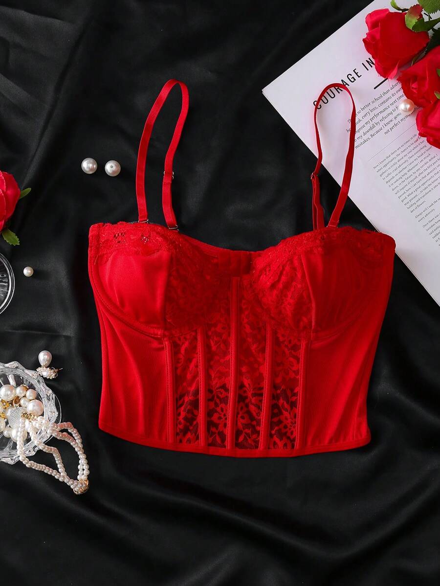 توب احمد  من SuitURBody مصنوعة من الدانتيل ومزينة بقطع بارزة Shein