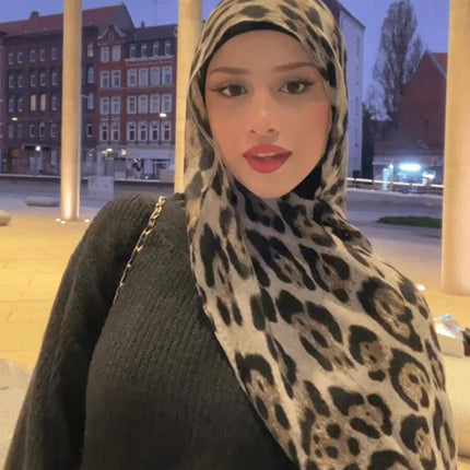 قطعة واحدة من الأوشحة النسائية بنقشة جلد الفهد البوهيمي