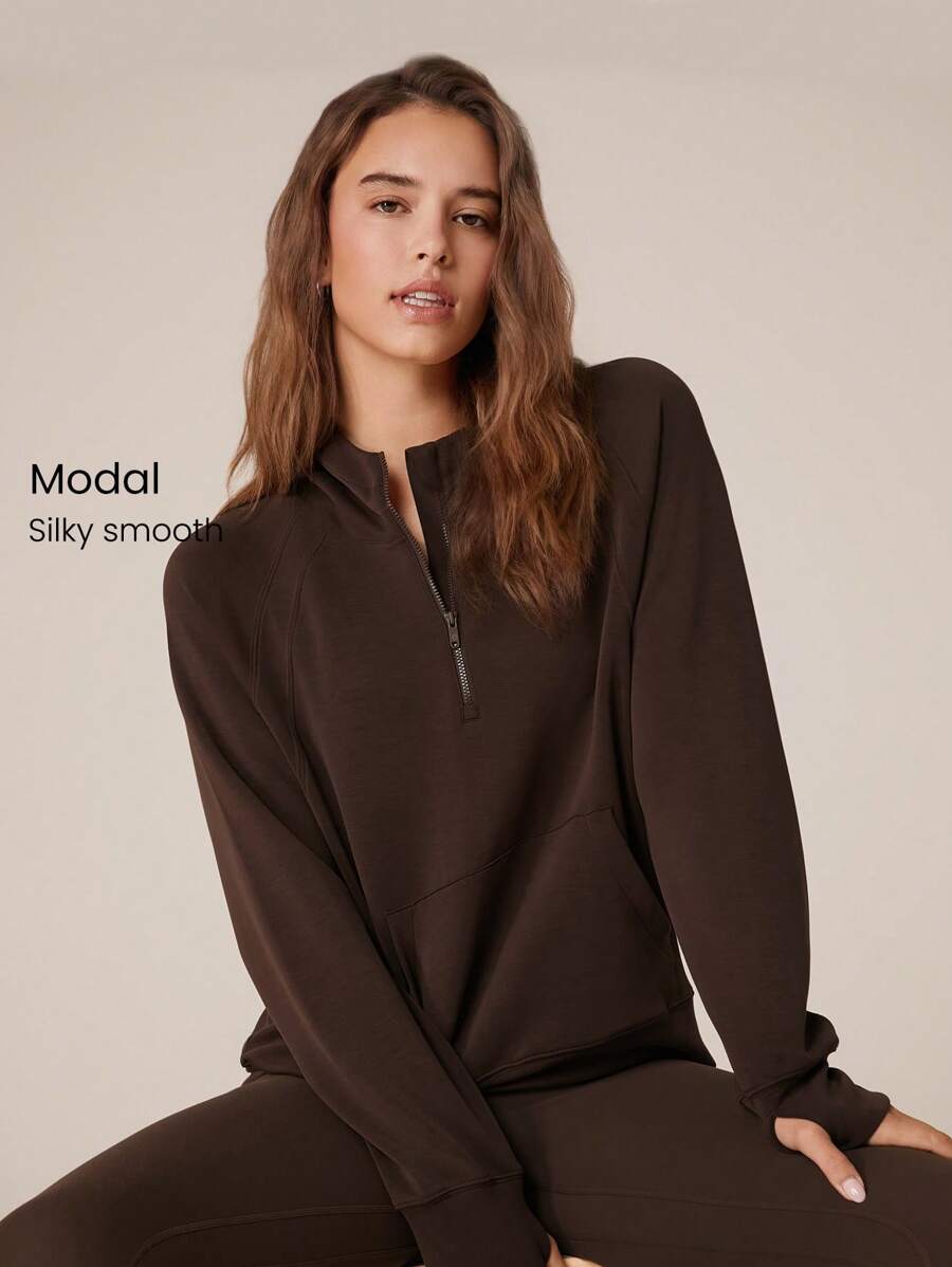 هودي GLOWMODE بملمس حريري – تصميم فضفاض بسحاب نصف أمامي وأكمام طويلة لخريف أنيق