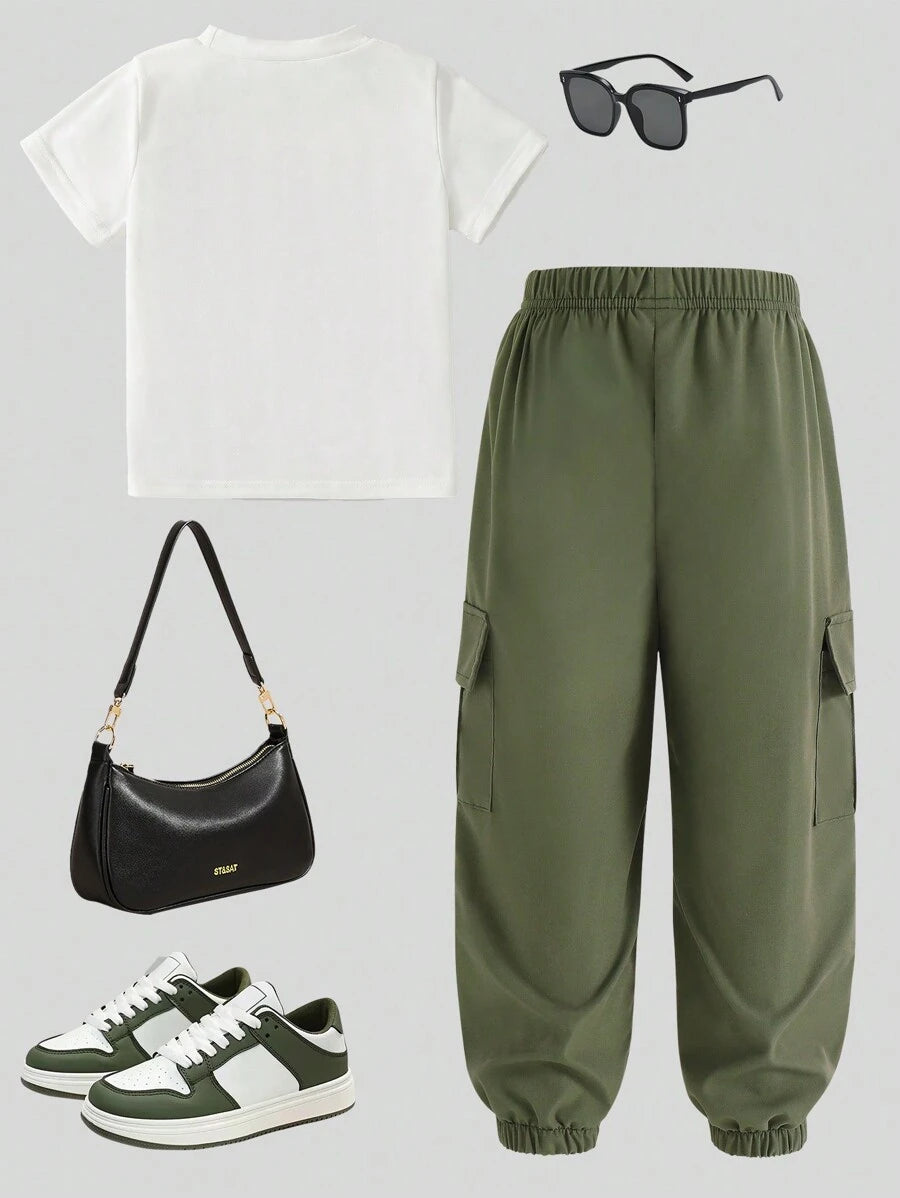 طقم بناتي 2 قطعة من شي إن – تيشيرت كاجوال بطبعة جرافيك مع بنطال