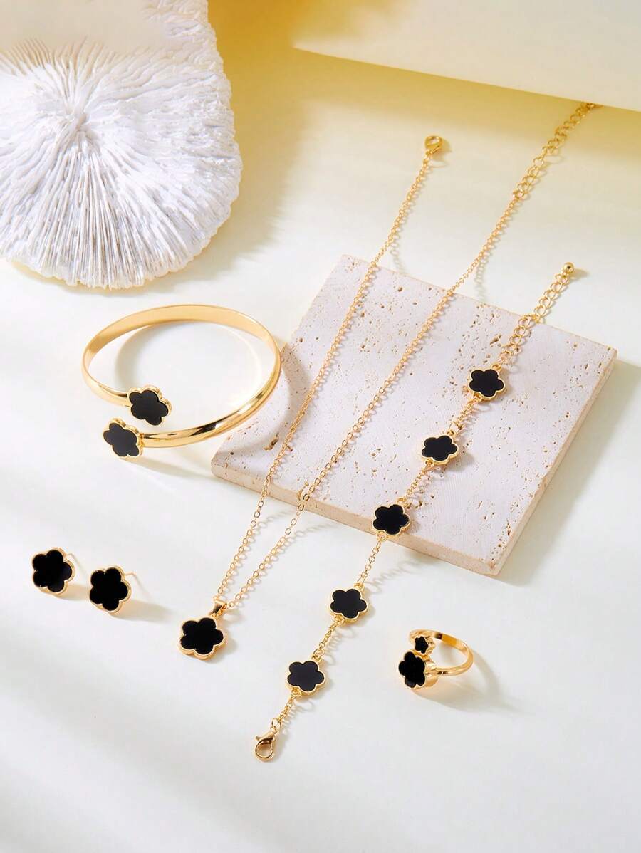 مجموعة مجوهرات 6 قطع بتصميم ورقة البرسيم الأنيق