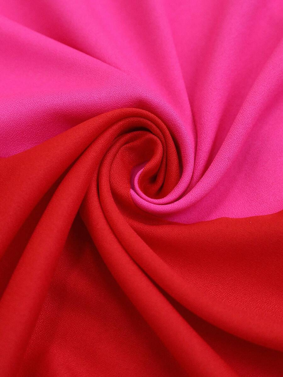 فستان نسائي طويل بتصميم V-Neck وألوان متدرجة من Vivid Eden