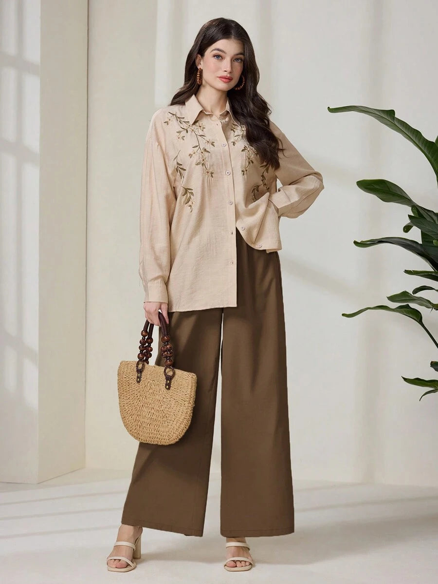 قميص نسائي كاجوال بأزرار من Veilorie بأكمام دولمان مطرزة بنباتات من shein