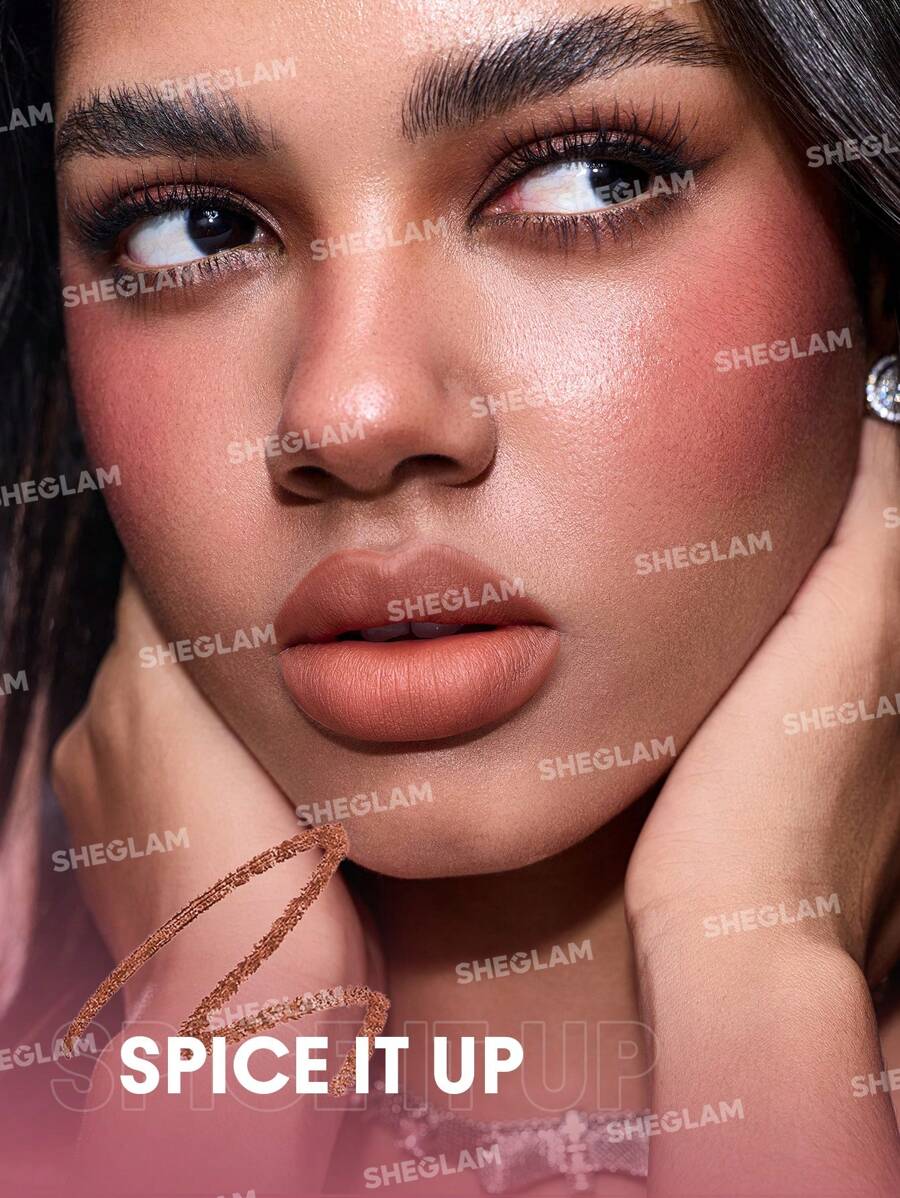قلم تحديد الشفاه Bold Booster Plumping بدرجة Spice It Up من شيجلام