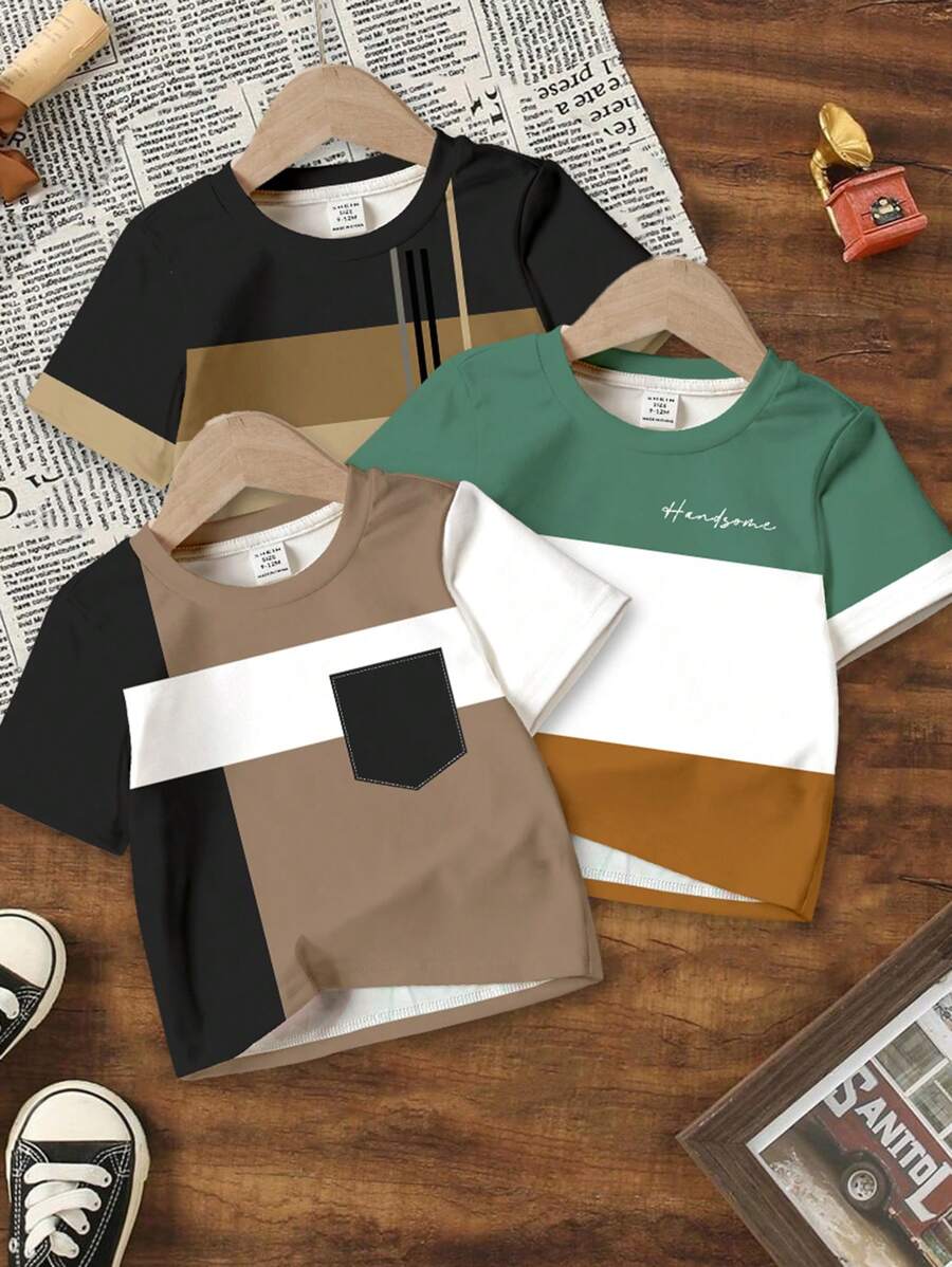 مجموعة من 3 قطع من تي شيرتات شي إن للأولاد الصغار بأكمام قصيرة وطبعة هندسية كلاسيكية