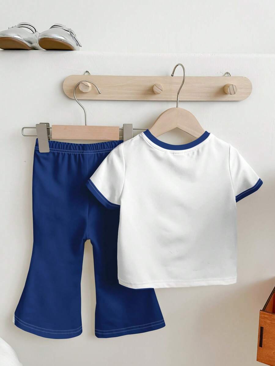 مجموعة من قطعتين من بلوزة وبنطلون واسع بأكمام قصيرة ورقبة دائرية وطبعة فراشات من SHEIN