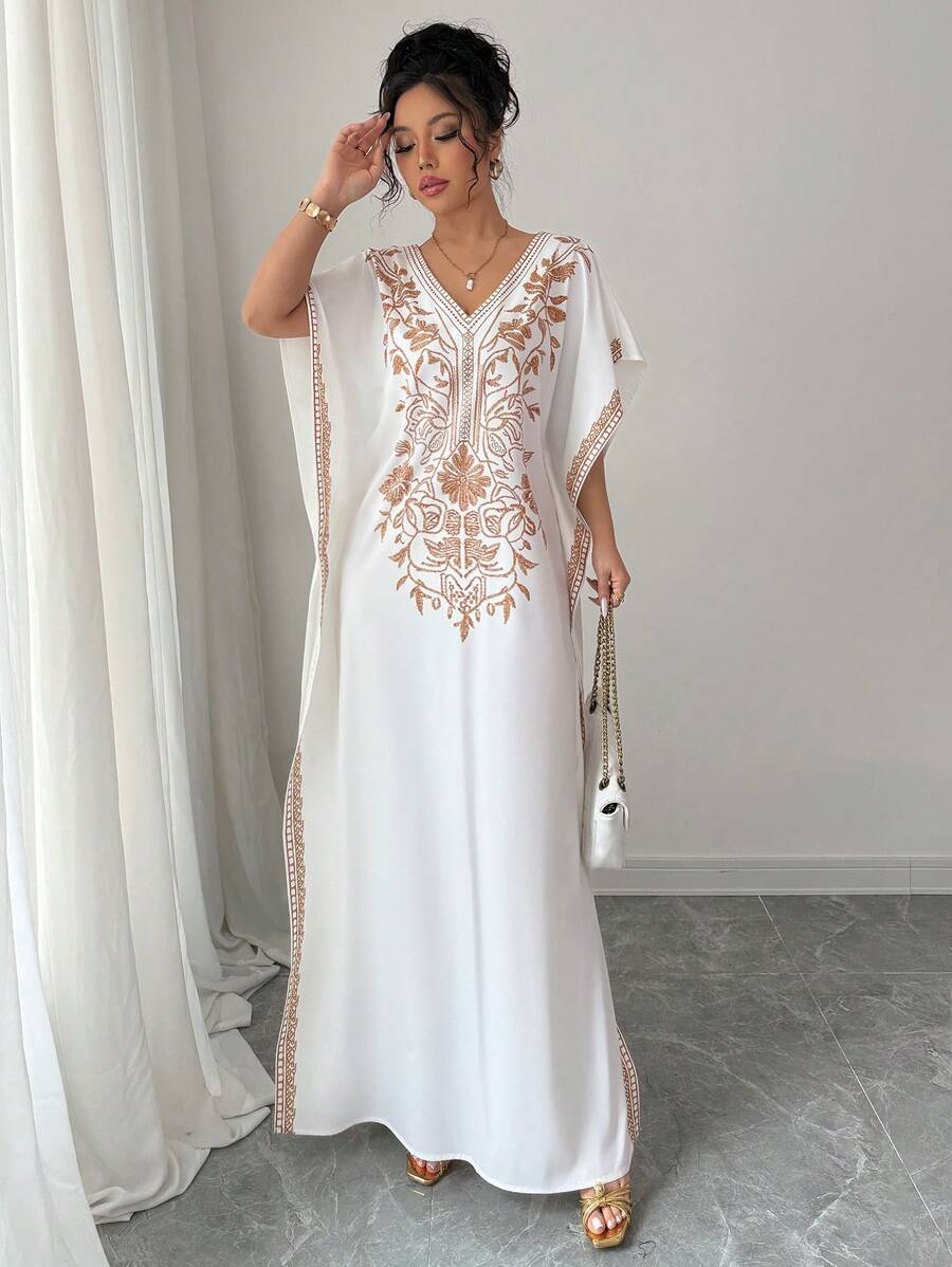 فستان نسائي أبيض بطبعة زهرية من Rafferiza – تصميم أنيق كاجوال بأكمام باتوين وحافة فضفاضة مع فتحة جانبية لفصلي الربيع والصيف