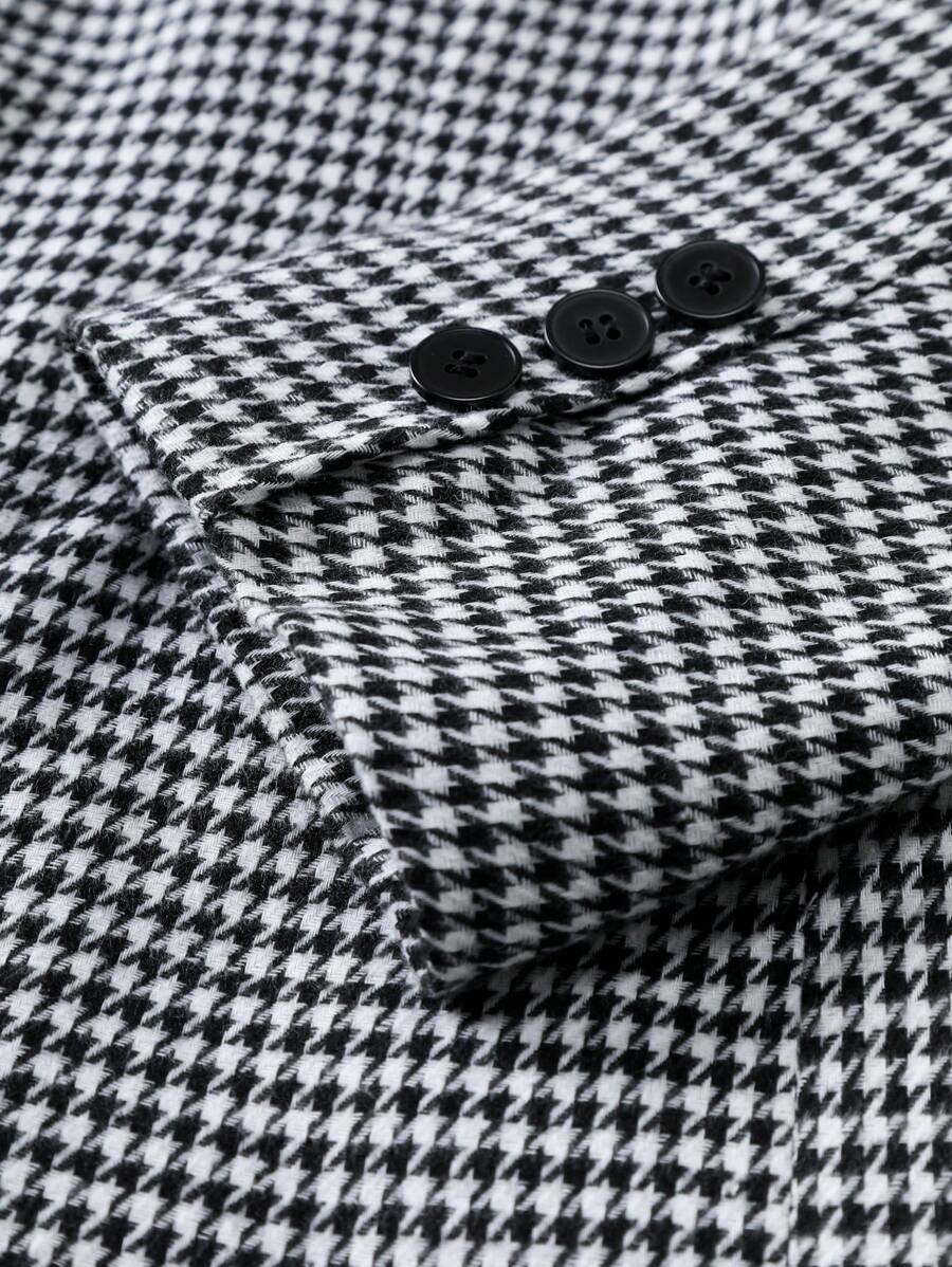 بليزر رجالي بياقة وأكمام طويلة بنقشة هيرنجبون