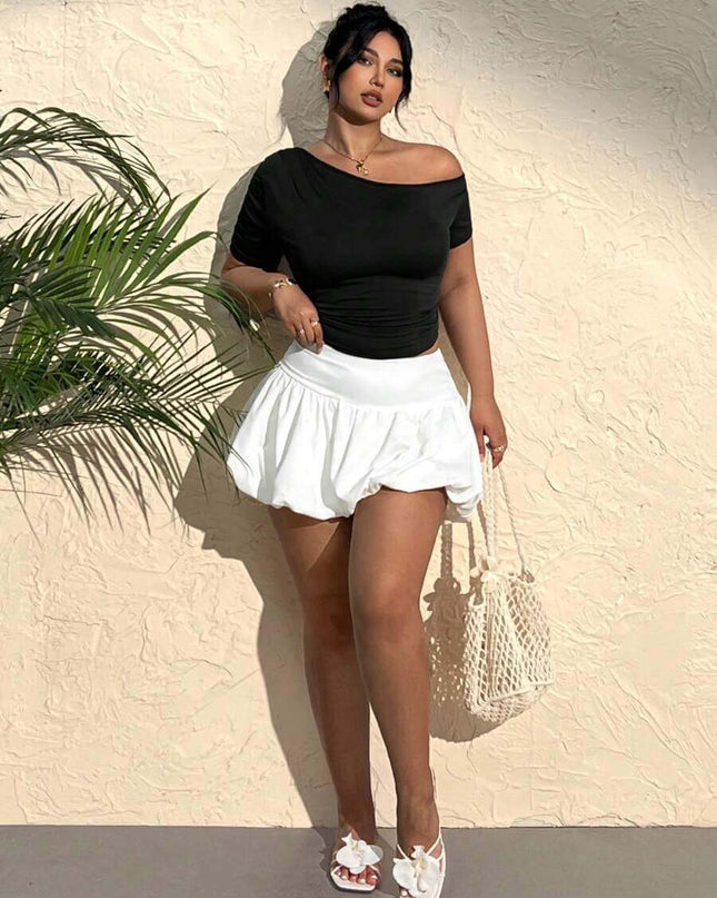 تي شيرت SHEIN EZwear نسائي مقاس كبير برقبة غير متماثلة وأكمام قصيرة
