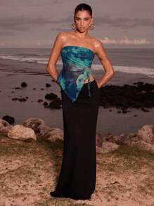 بلوزة نسائية ضيقة بدون حمالات بتصميم حافة مفتوحة من أوبيوليسا