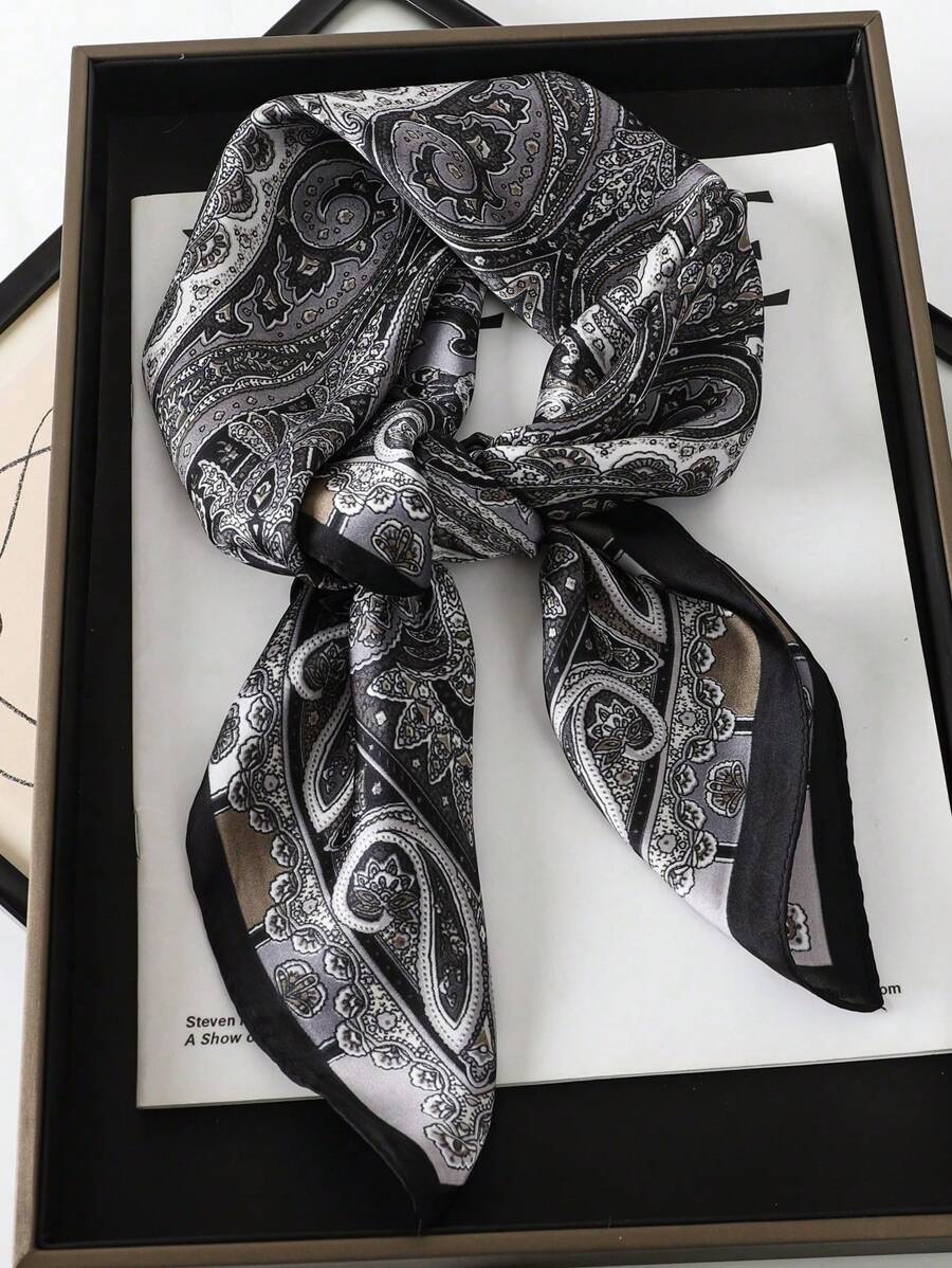 قطعة واحدة من وشاح الرأس/الرقبة من الساتان بطبعة بيزلي أنيقة على الطراز البوهيمي