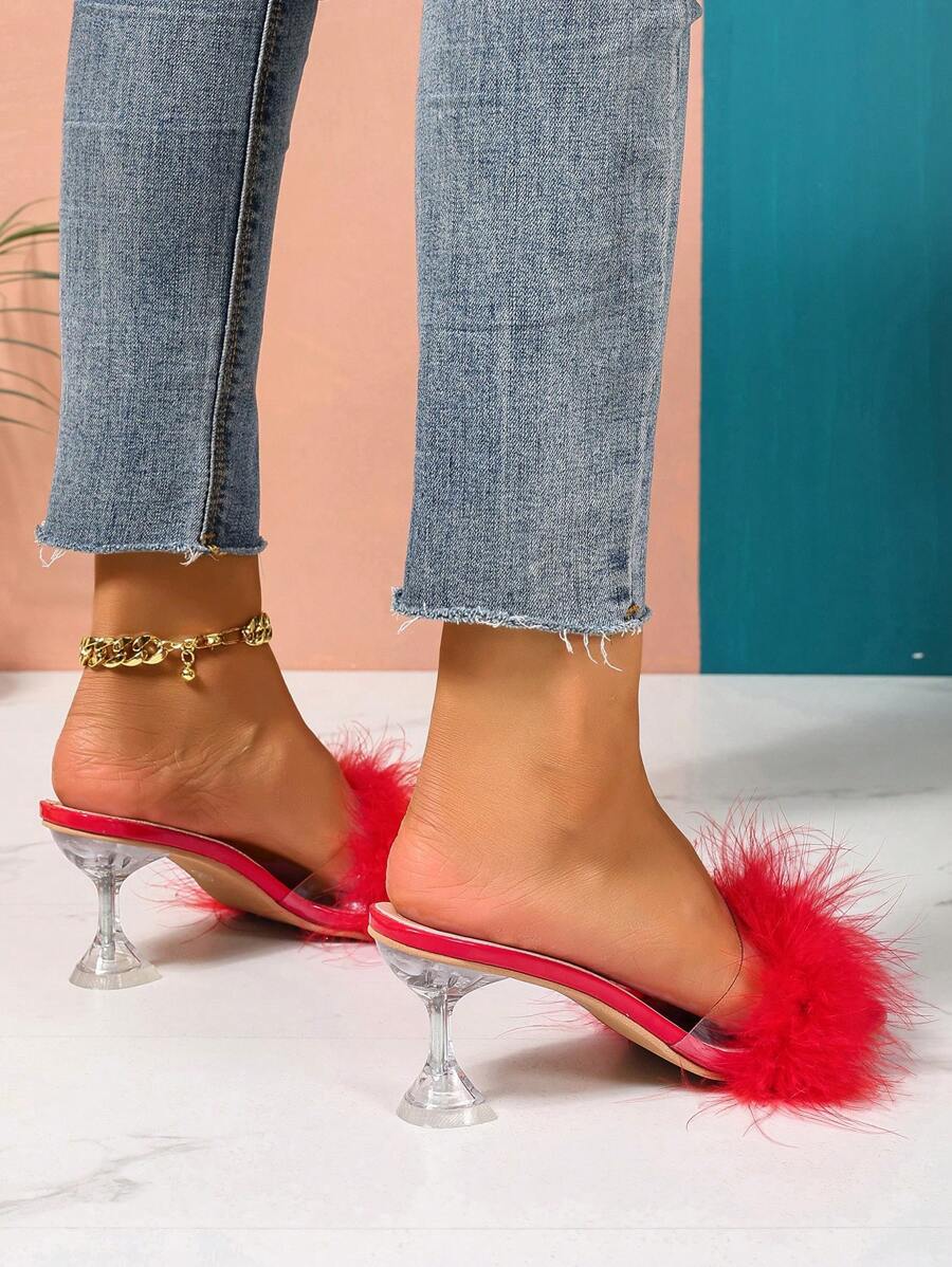 صندل نسائي بكعب من Shein