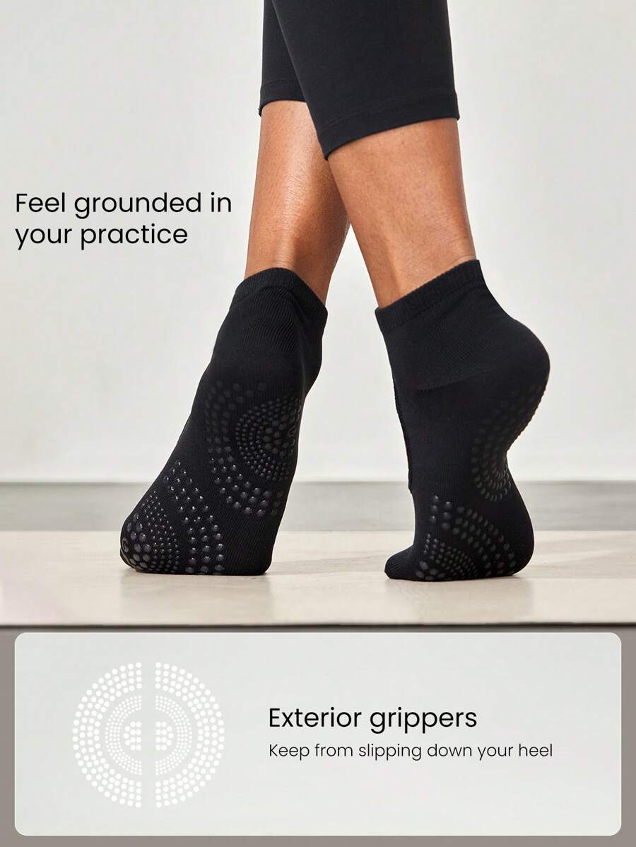 جوارب GLOWMODE السوداء المكونة من 3 أزواج