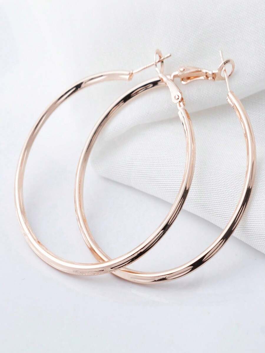 حلق دائري بسيط من الستانلس ستيل – أقراط ذهبية أنيقة للنساء