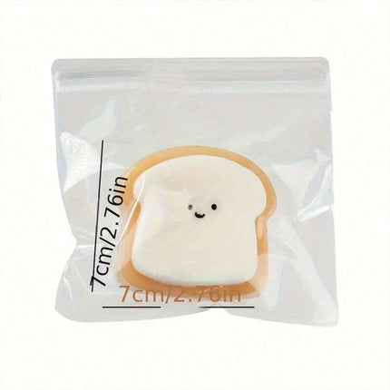 لعبة إسفنجيّة على شكل شريحة خبز – Squishy Bread لتخفيف التوتر بارتداد بطيء