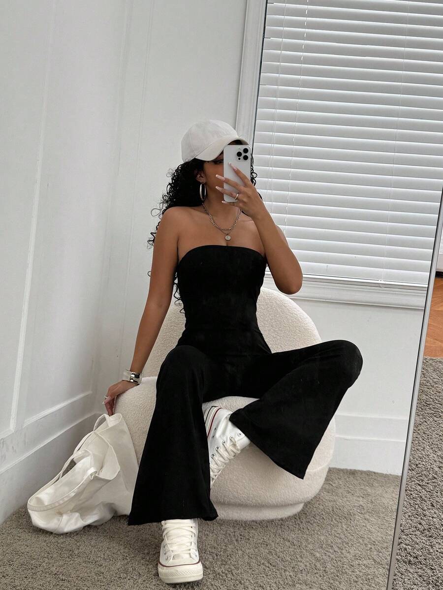 جمبسوت نسائي صيفي واسع الساق بدون أكتاف بلون سادة من INAWLY