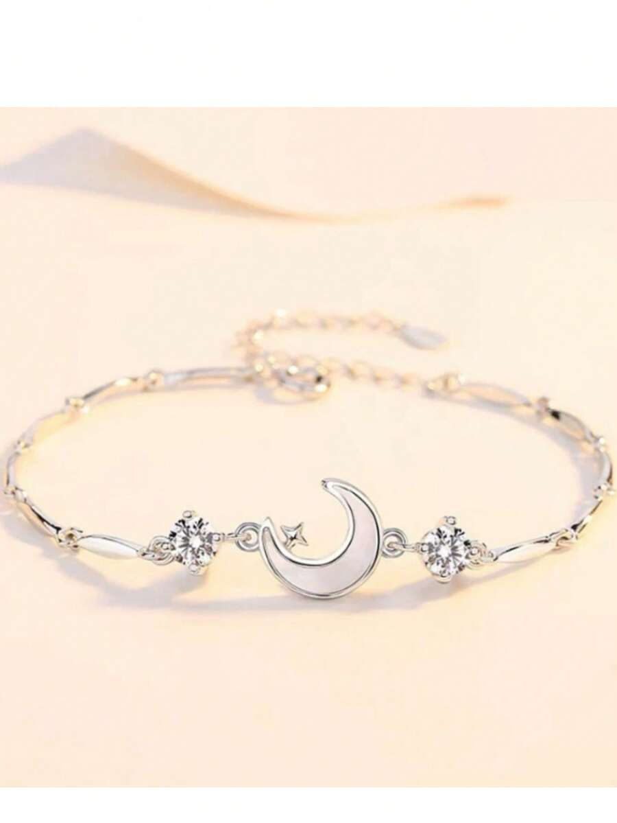 سوار أنيق من الفولاذ المقاوم للصدأ باللون الفضي