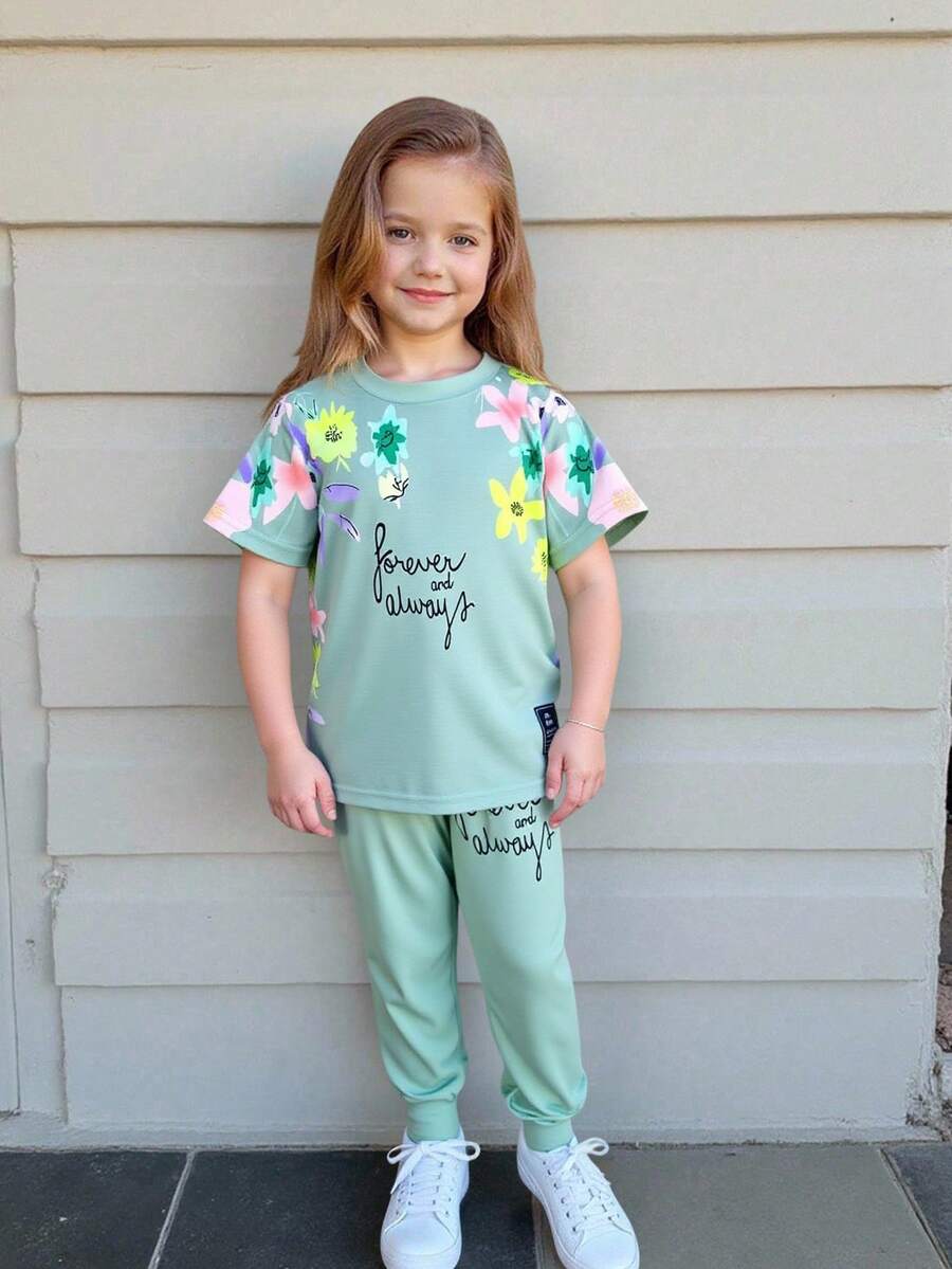 طقم بناتي 2 قطعة من شي إن – تيشيرت مزهر مع بنطال كاجوال مريح