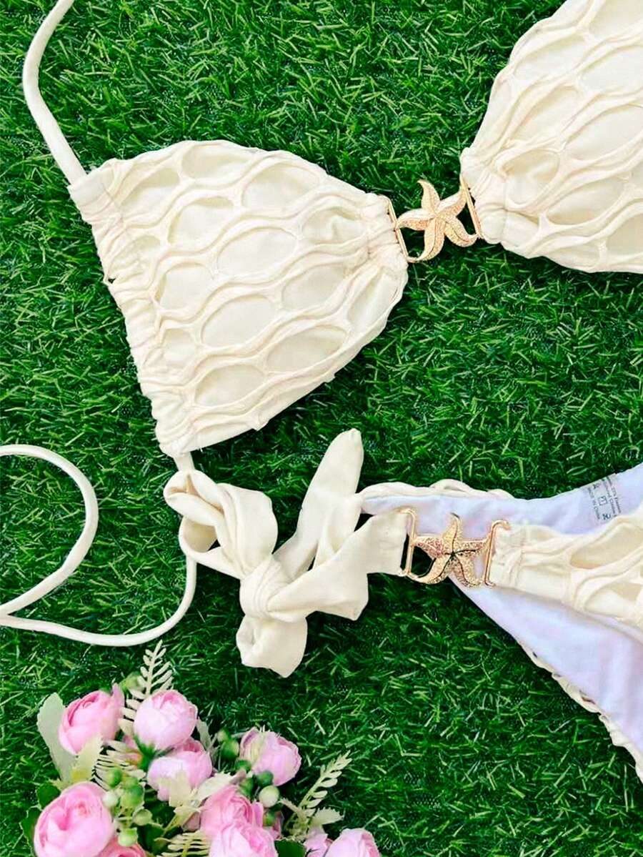 طقم نسائي صيفي 2 قطعة من Elenzga – توب هالتر بدون ظهر وبكيني جانبي مزين