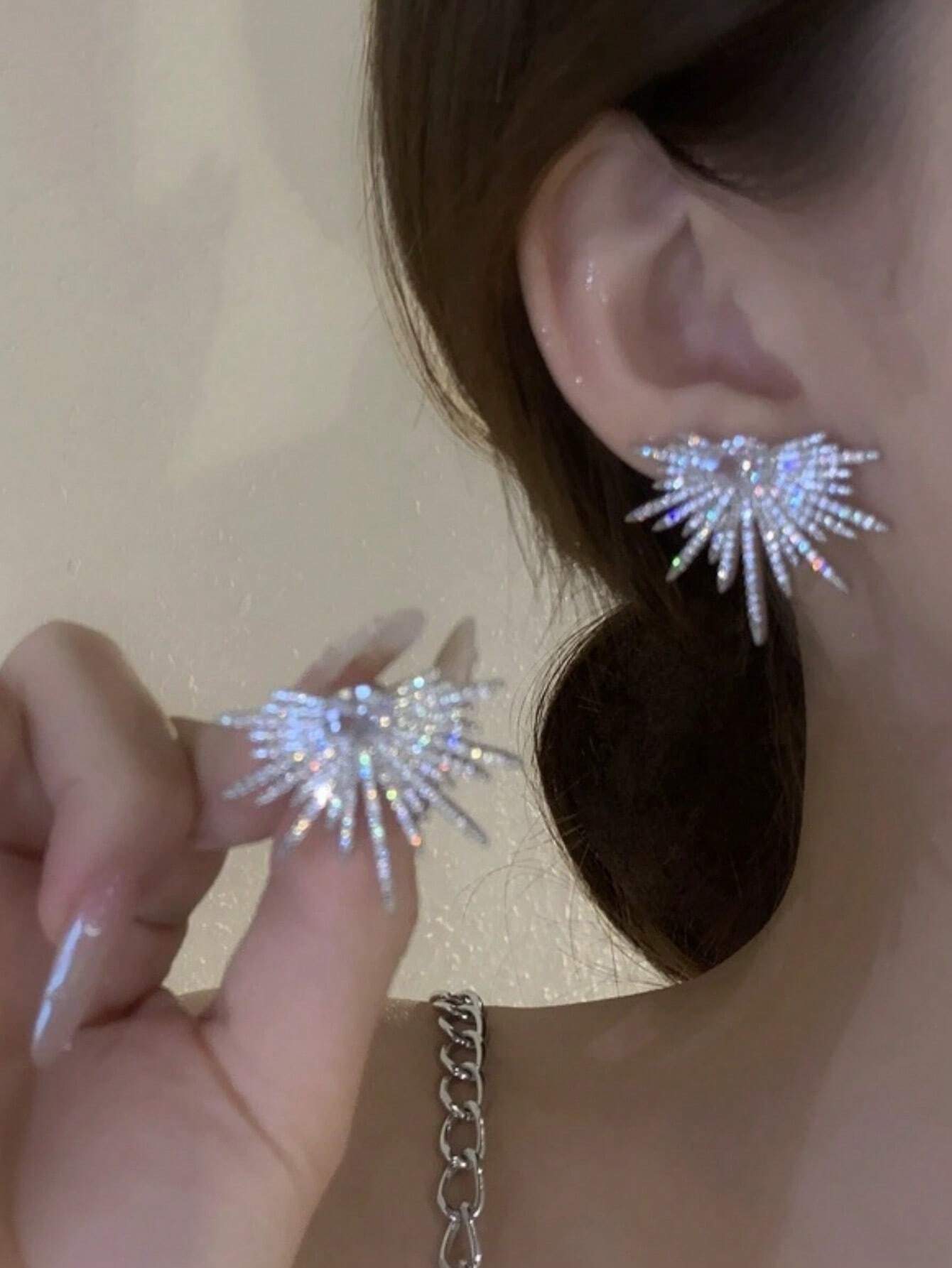 SHEIN 1pair Sparkling Wing – Shaped Earrings Full Of Rhinestone