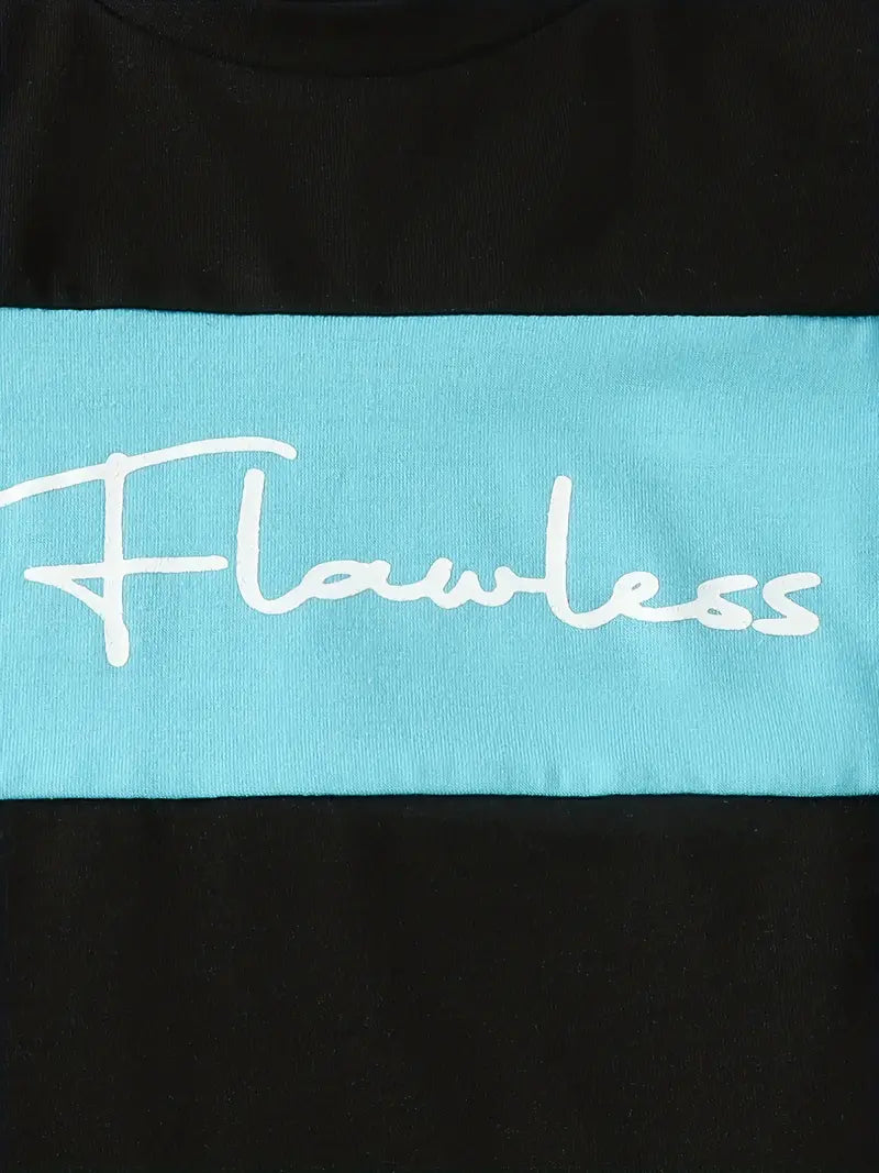 طقم ولادي مراهقين من شي إن – تيشيرت بتصميم ألوان متداخلة وطبعة حروف مع شورت كاجوال عصري