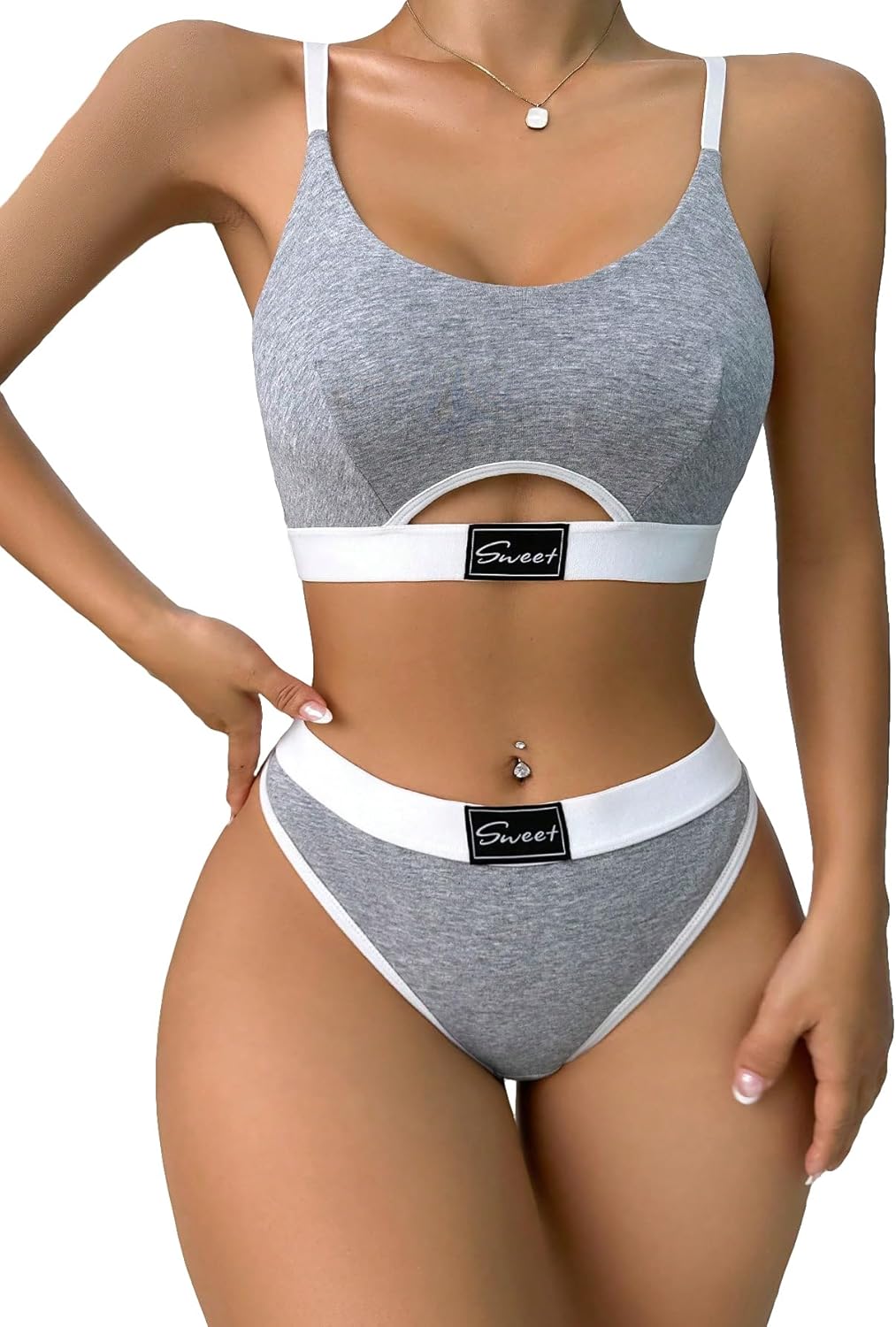 طقم لانجري نسائي من GORGLITTER مكون من قطعتين بتصميم مطرّز بالحروف