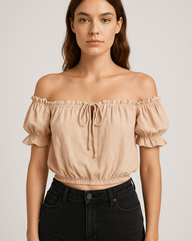 توب أوف شولدر (Off Shoulder) من Shein – بأكمام قصيرة وكشكشة أنثوية
