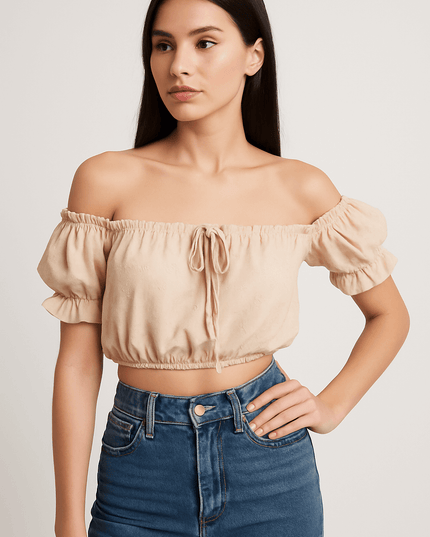 توب أوف شولدر (Off Shoulder) من Shein – بأكمام قصيرة وكشكشة أنثوية