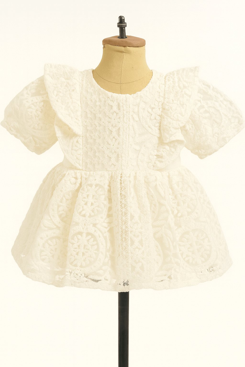 فستان بناتي دانتيل بيج – مقاس 6-9 شهور