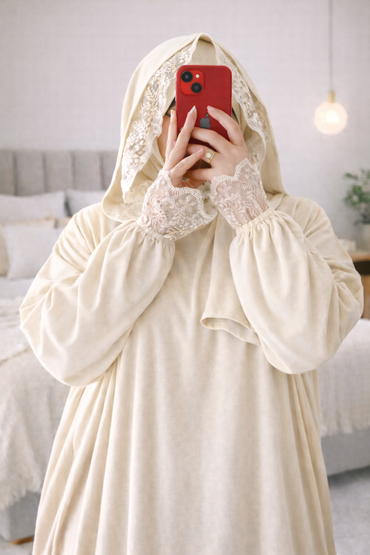 إسدال قماش كتان اسباني معرج  مزود ب كابيشو وطرحه مع دانتيل بالكمام والكابيشو