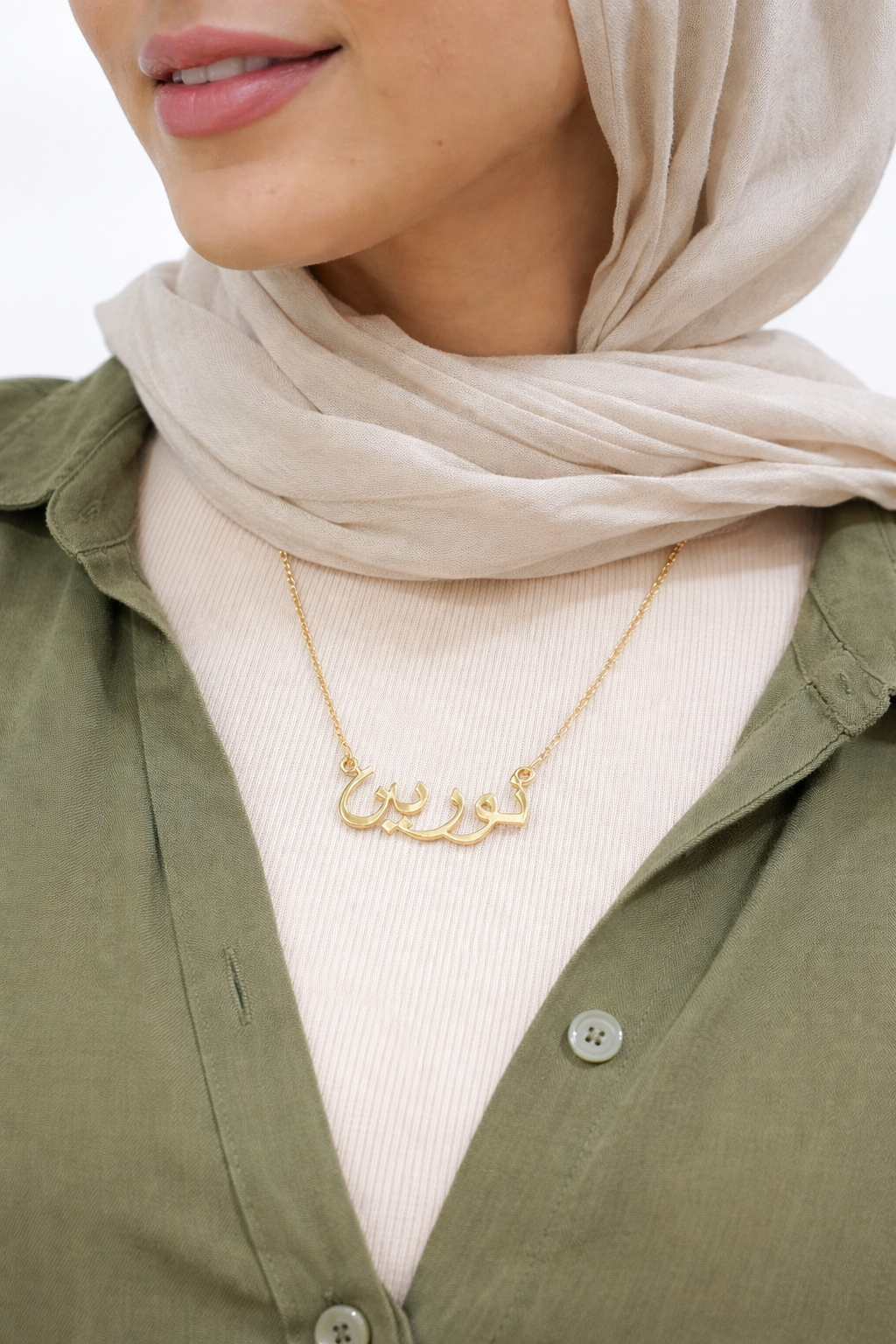 سلسه بأسم نورين مطليه بالذهب عيار 18 من براند ذهـــــــب THAHEB