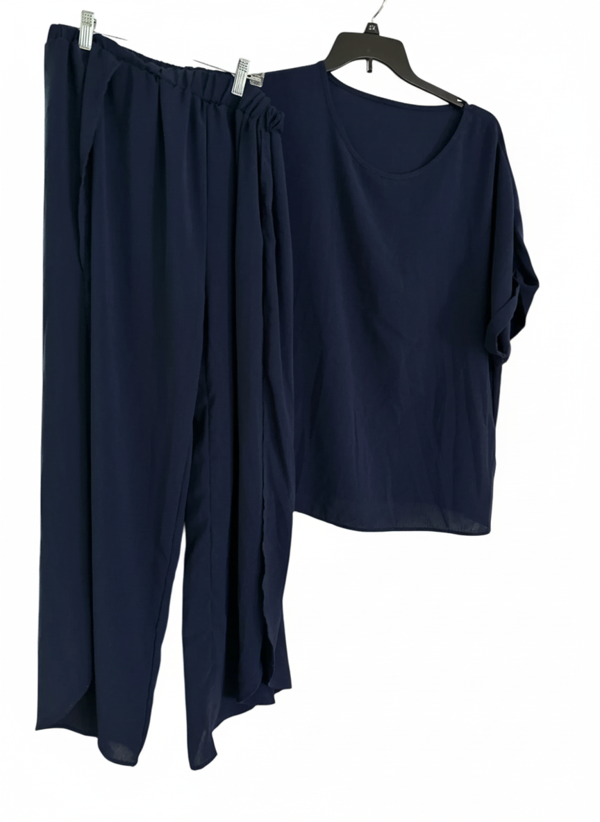 طقم بنطلون وتوب كحلي من Shein