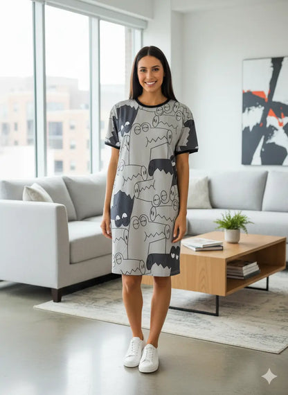 فستان للمنزل كاجوال مطبوع بنمط كرتوني رمادي من Shein