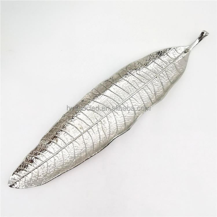 مبخرة بتصميم  أوراق الشجر