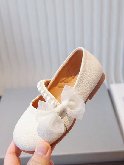 حذاء ماري جين بناتي بلون سادة وكعب مسطح 