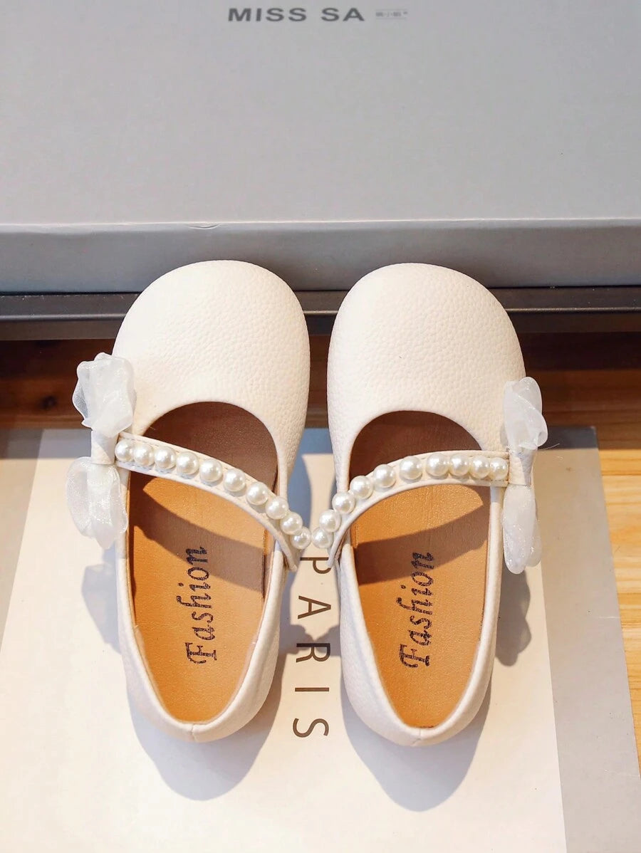 حذاء ماري جين بناتي بلون سادة وكعب مسطح 