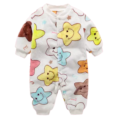 بجامة شتوية للأطفال بتصميم قطعة واحدة، مصنوعة من خامة فرو ناعمة ودافئة توفر للطفل راحة كاملة خلال النوم أو اللعب.